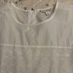 Chic White Embroidered Top